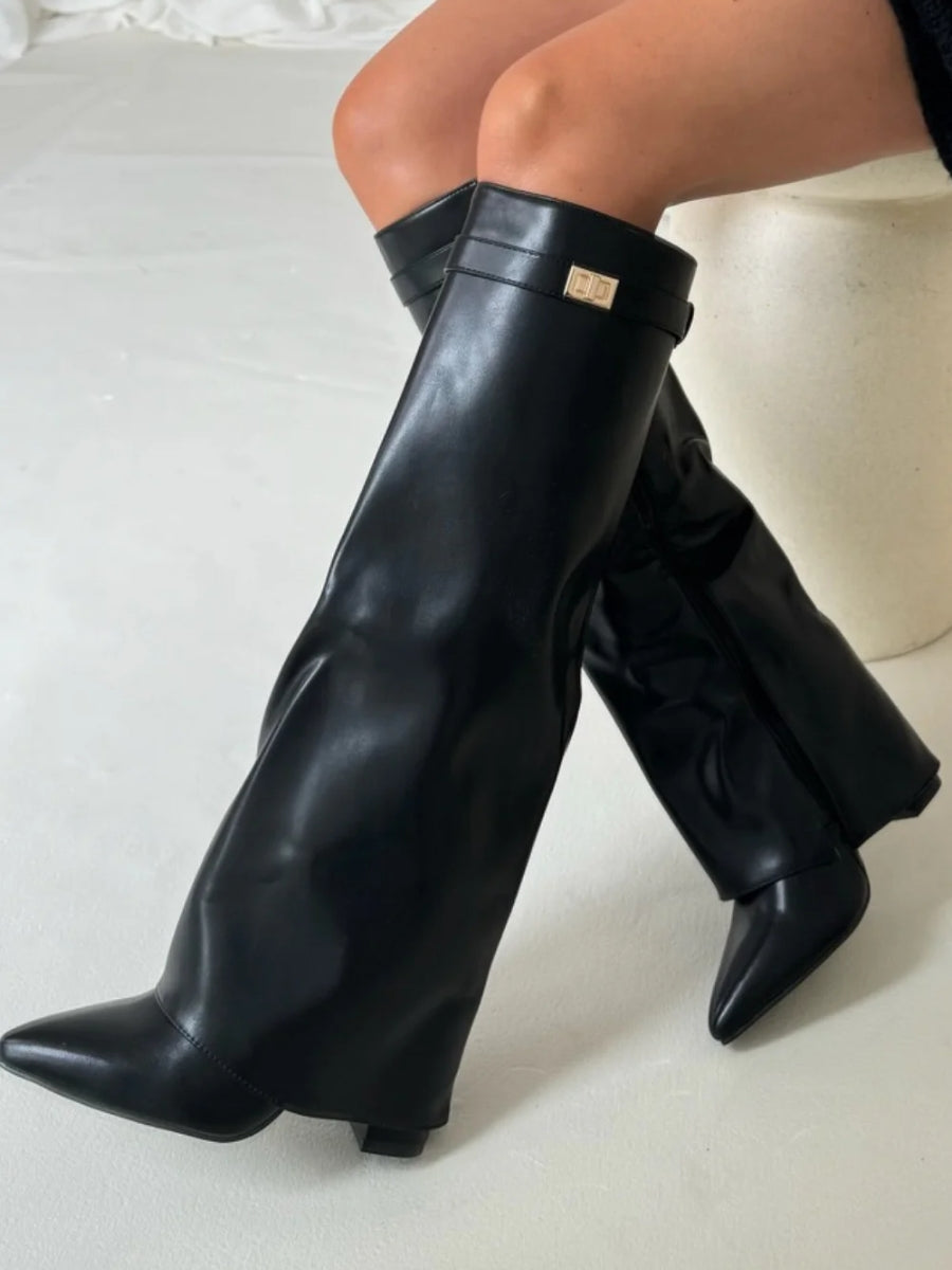 Modern Suede Boots for Women – Elegant and Comfortable