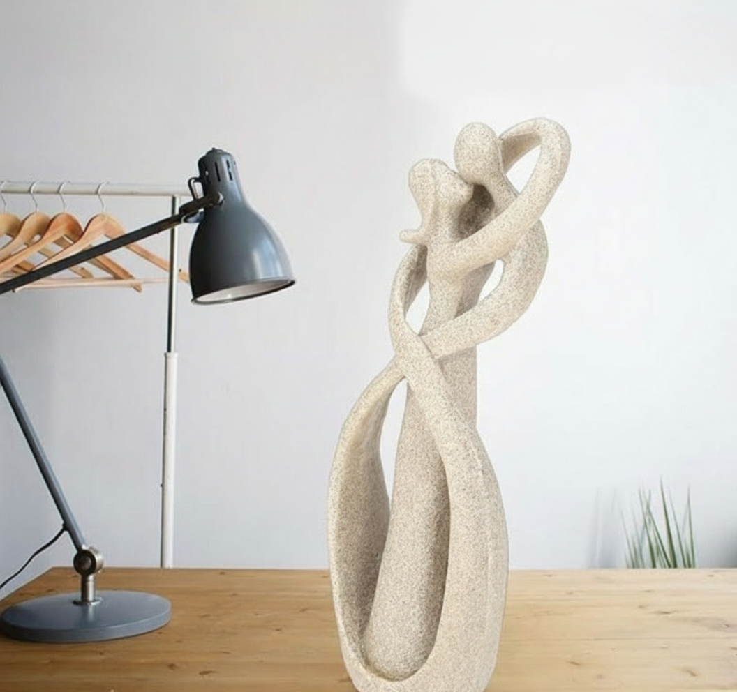 Eternal Embrace – Abstract figure of timeless love | Modern home décor & unique gift