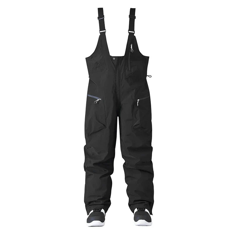 Sort skibukser til mænd med seler, vandtæt og vindtæt design, justerbare stropper, lynlåslommer, ideel til vintersport og udendørs aktiviteter.
