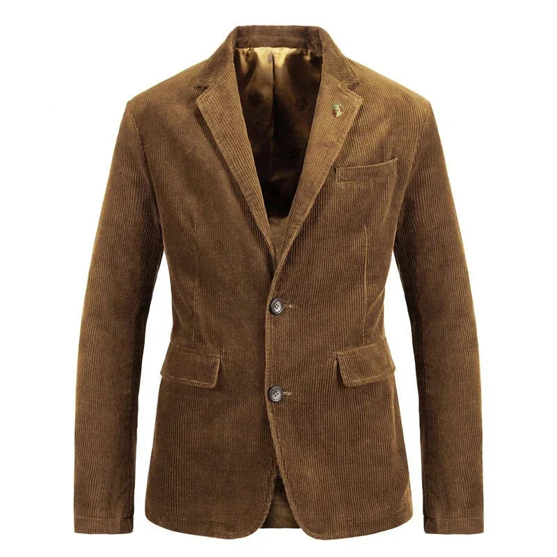 Brun fløjlsblazer til mænd med to knapper og lommer, klassisk design, velegnet til formelle og afslappede lejligheder.
