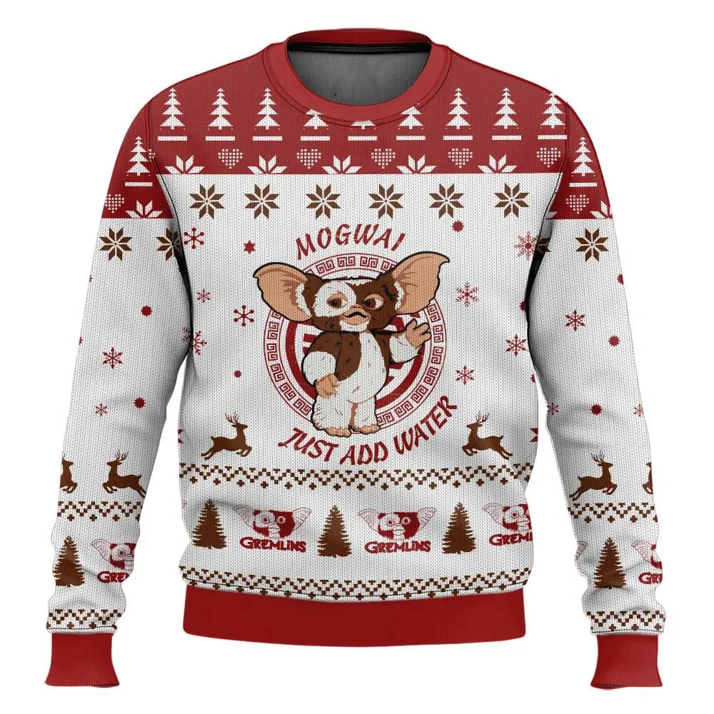Rød og hvid juletrøje med Mogwai-motiv fra Gremlins, snefnug, rensdyr og juletræer. Perfekt til jul og filmfans.