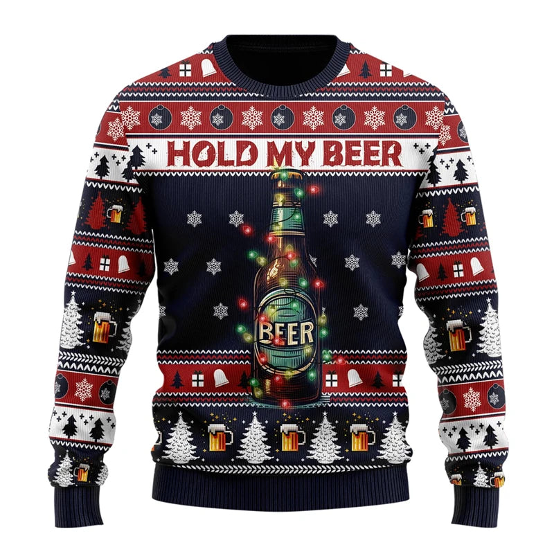 Julesweater med ølflaske-design, teksten "Hold My Beer", juletræer og snefnug. Perfekt til julefrokoster og festlige begivenheder.