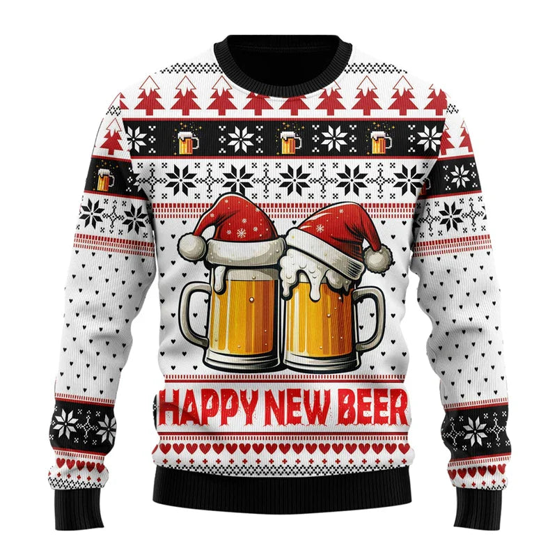 Julesweater med ølkrus iført nissehuer, dekoreret med juletræer og snefnug. Tekst: "Happy New Beer". Perfekt til julefrokost og festligheder.