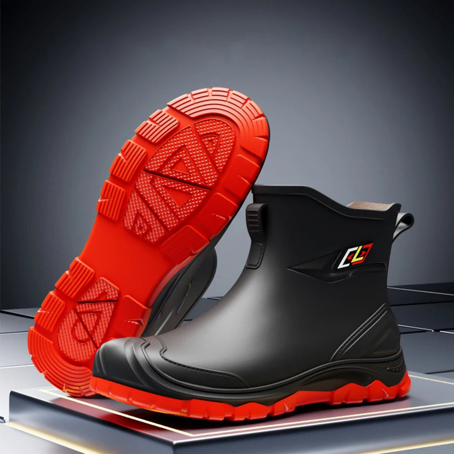 Bottes en caoutchouc rouges et imperméables pour hommes