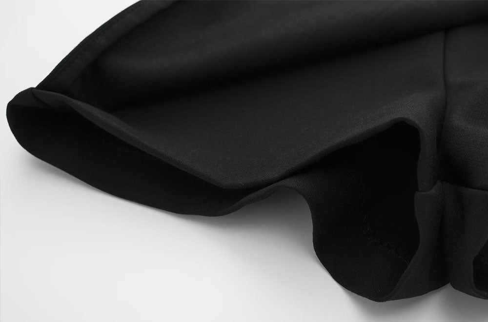 Calções elegantes para mulher com cintura alta e corte ajustado
