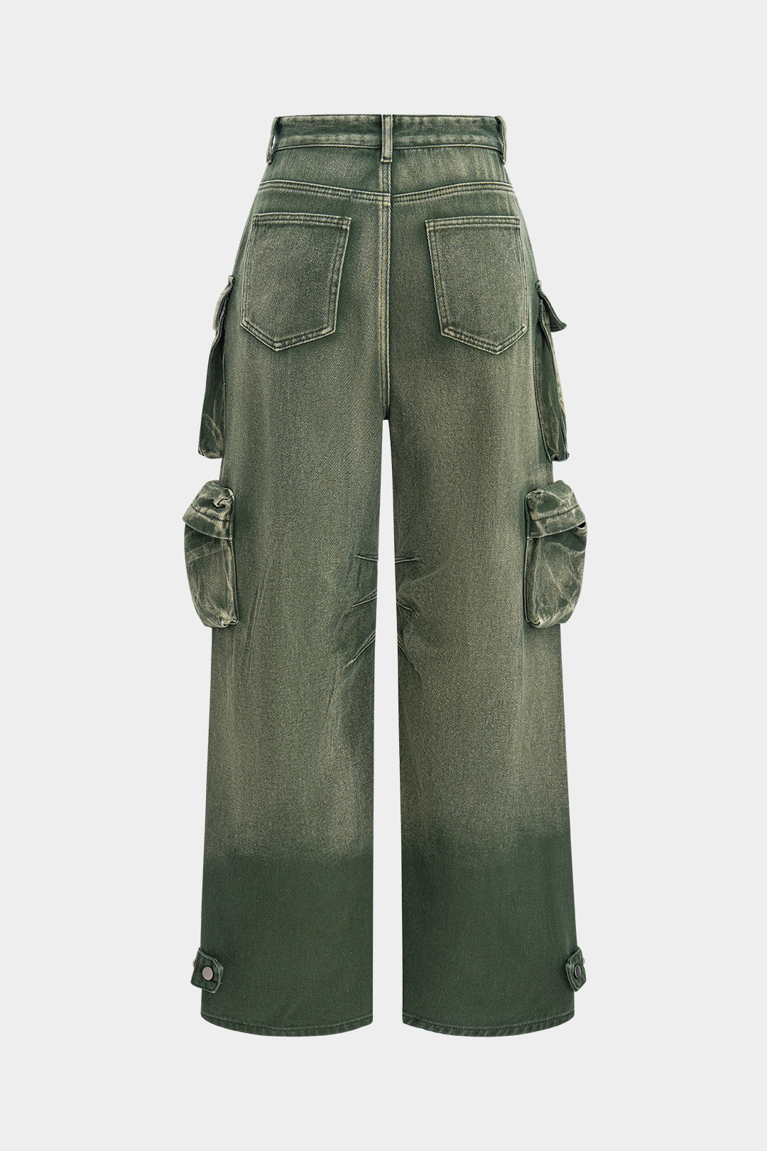 Grønne cargo-jeans med lommer, vintage look, høj talje, bred ben, trendy streetwear, unisex mode, afslappet stil, moderne design.