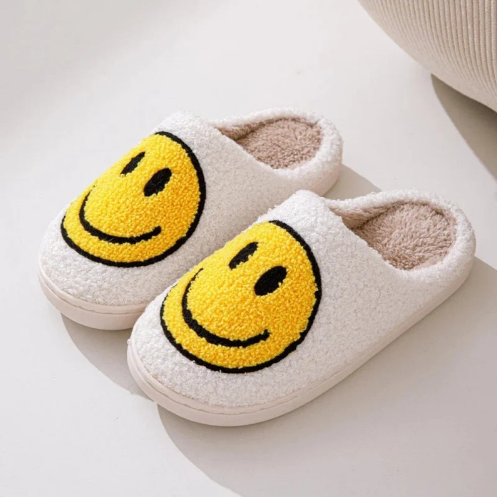 Smiley otthoni papucs – Béléssel ellátott papucs otthonra