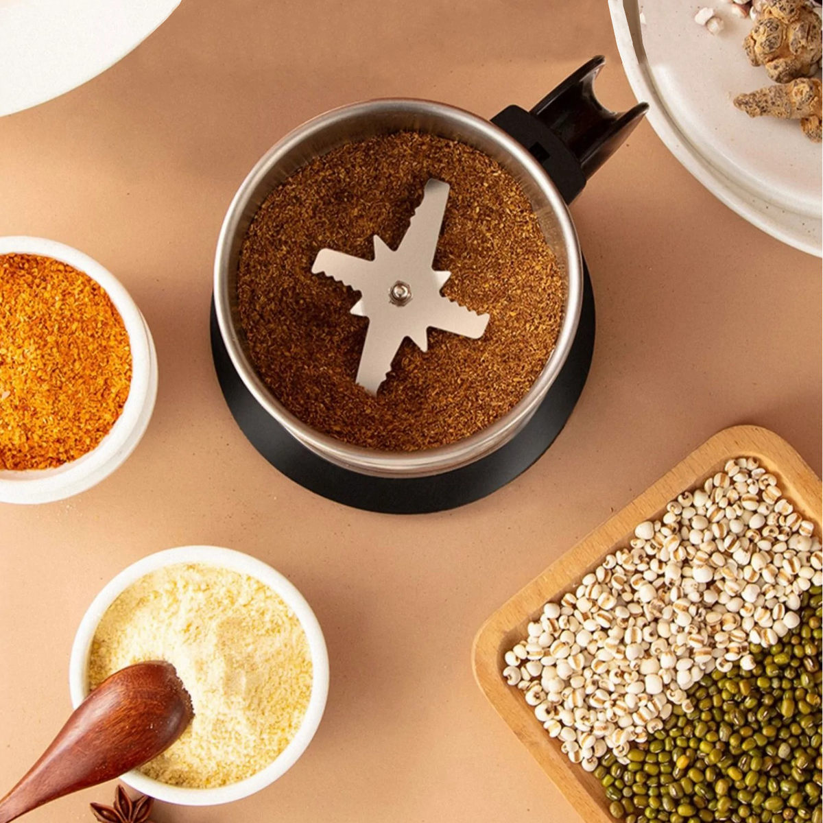 Multifunctional portable grinder – Fast one-touch grinder for coffee, herbs, and spices