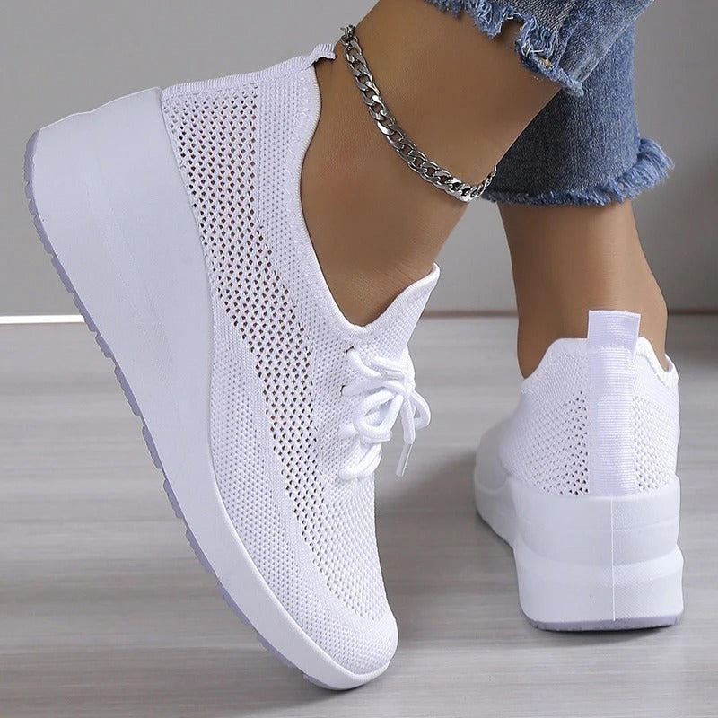 Platform sneakers til kvinder med åndbart mesh