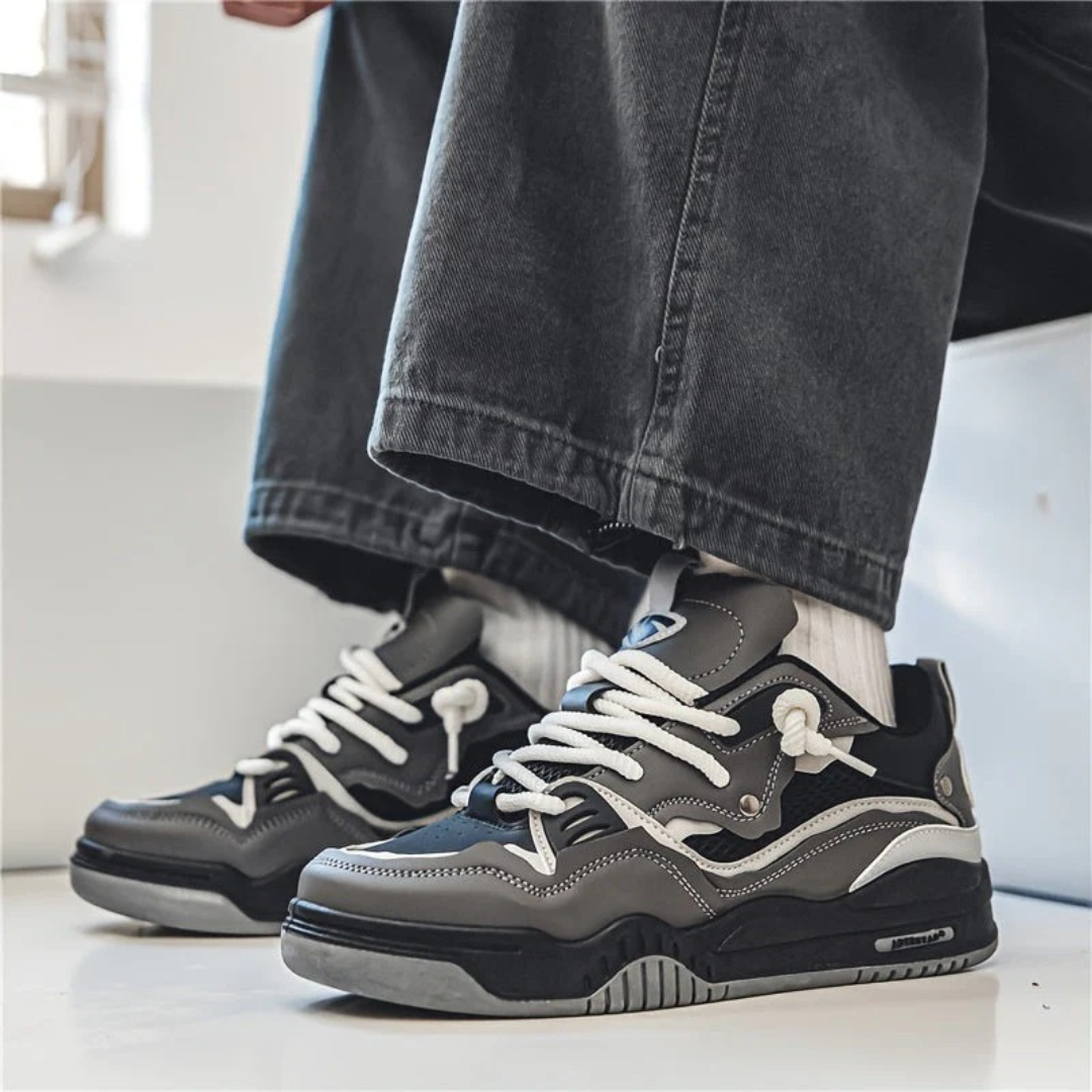 Adidași bărbătești moderni