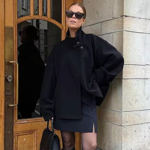 Elegant double-breasted short coat for women - Modern transitional jacket