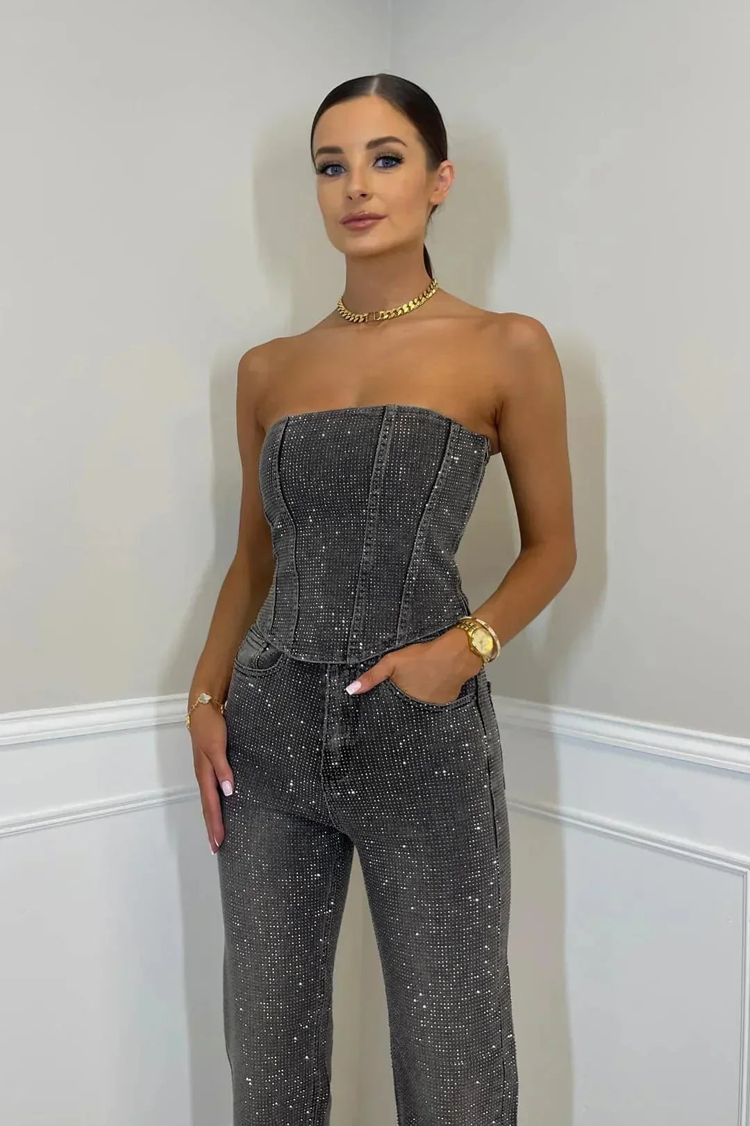 Strapless festive pantsuit with sparkling details