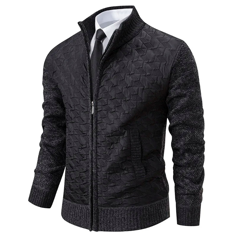 Sort quiltet herrejakke med lynlås, strikkede ærmer og krave. Elegant design, ideel til formelle og casual lejligheder. Perfekt til efterår og vinter.