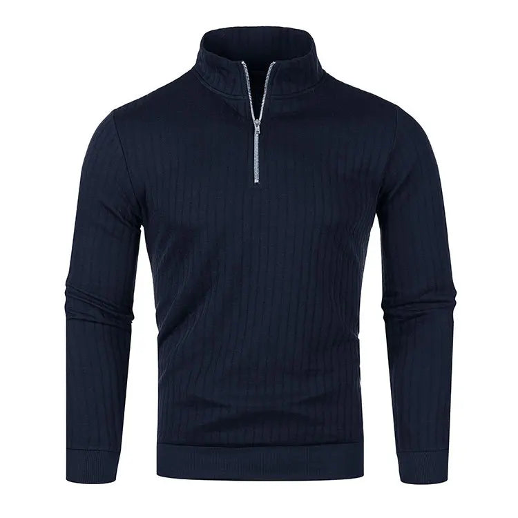 Mørkeblå herretrøje med lynlås, ribstrikket design, langærmet. Perfekt til efterår og vinter. Stilfuld og varm sweater til mænd.