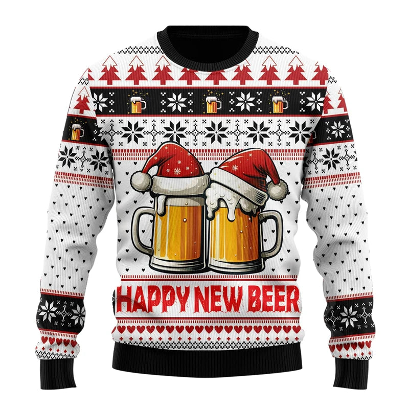 Julesweater med ølkrus iført nissehuer, dekoreret med juletræer og snefnug. Tekst: "Happy New Beer". Perfekt til julefrokost og festligheder.