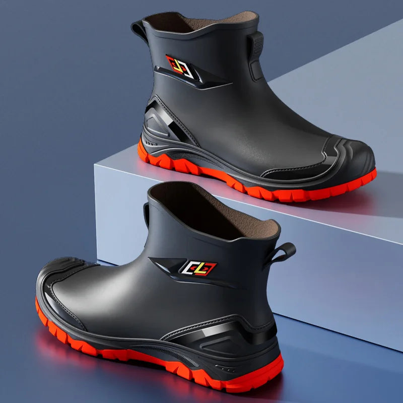 Bottes en caoutchouc rouges et imperméables pour hommes