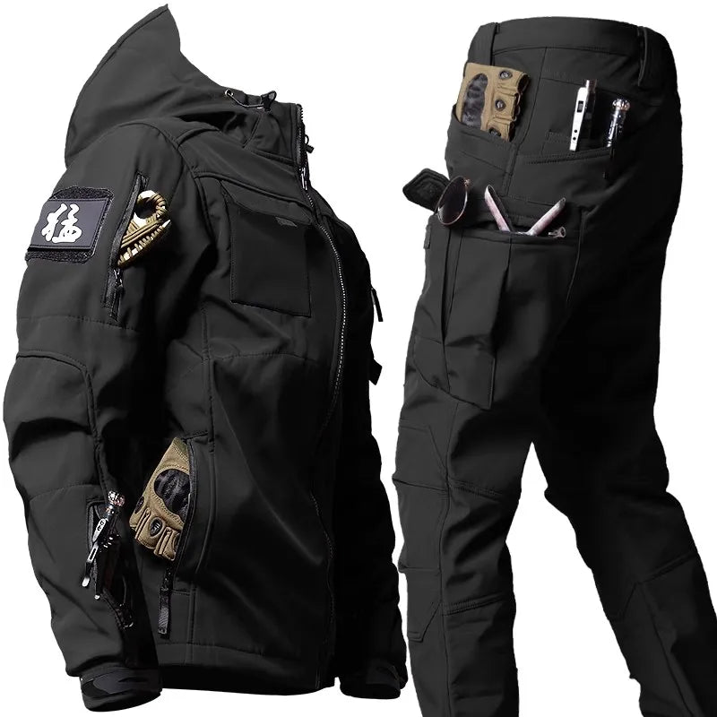 Taktisches Set mit Jacke und Hose mit Fleecefutter – Wetterfest