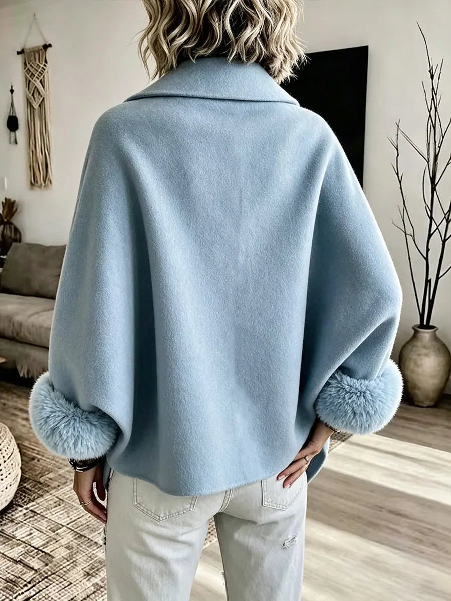 Elegante chaqueta de mezcla de lana con corte asimétrico y pelo sintético