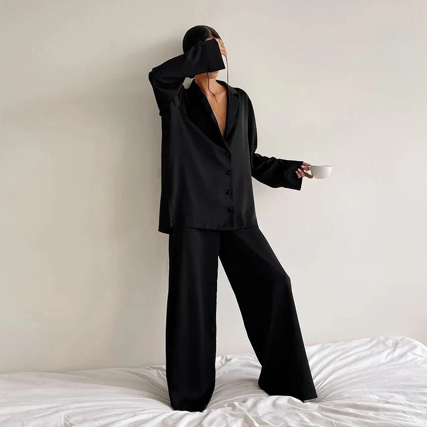 Elisa – Zweiteiliges Loungewear - Set mit Hemdbluse und weiter Hose - Cecile LavelleSchwarz