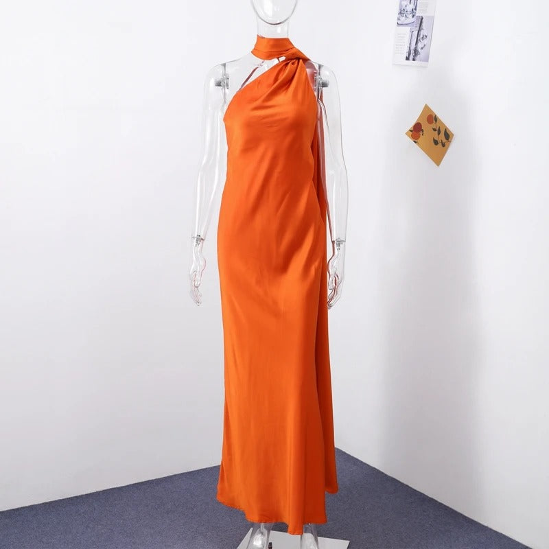 Robe longue en satin à dos nu et à tour de cou pour femme – robe de soirée avec longue écharpe flottante