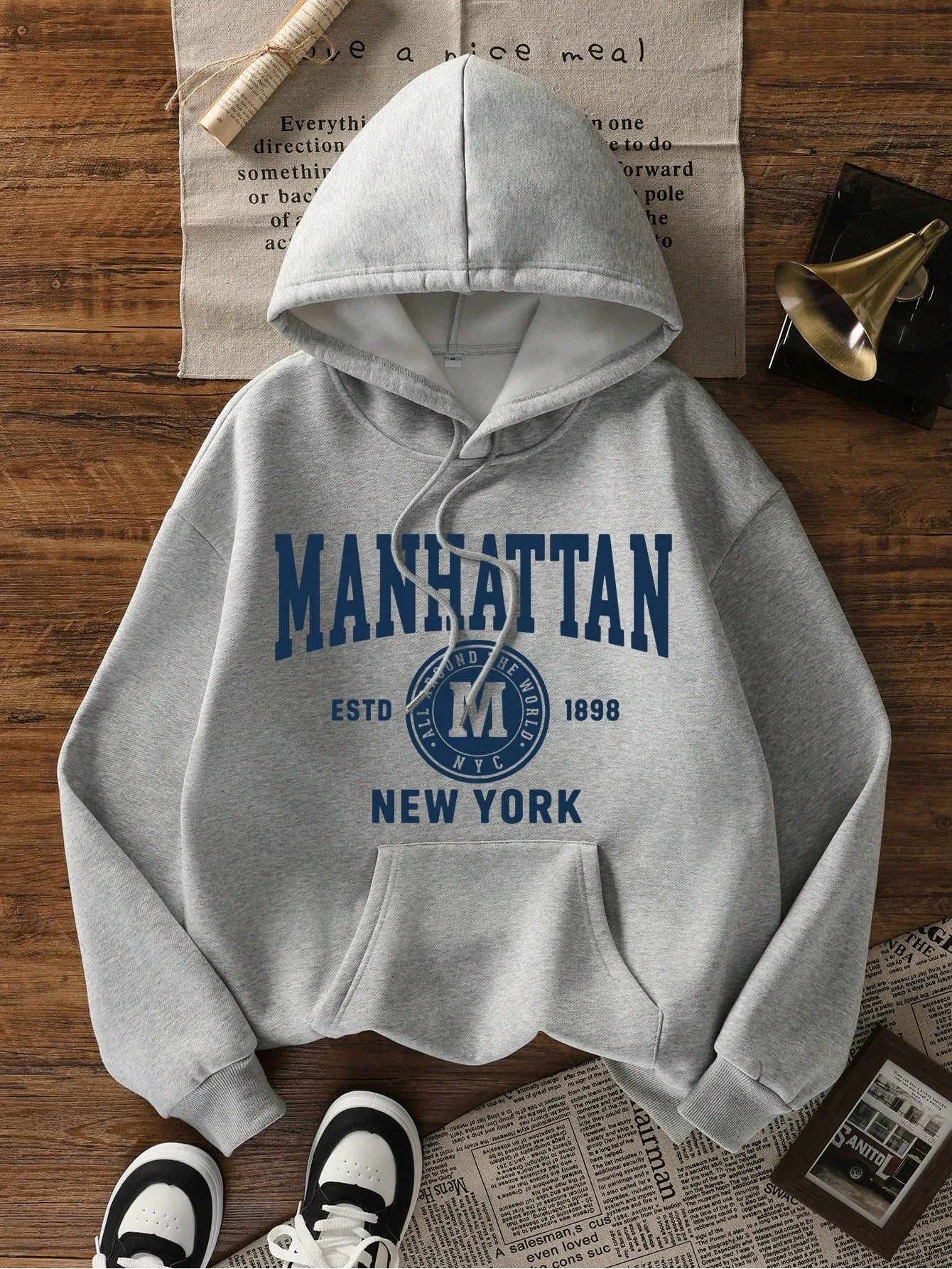 Blå casual sweatshirt med bogstav‑print til kvinder