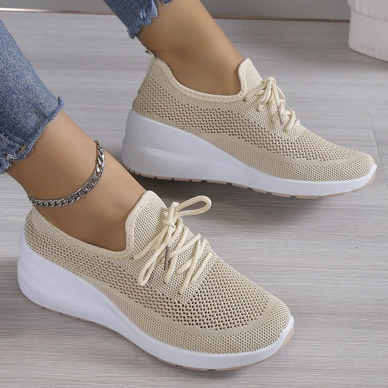 Platform sneakers til kvinder med åndbart mesh